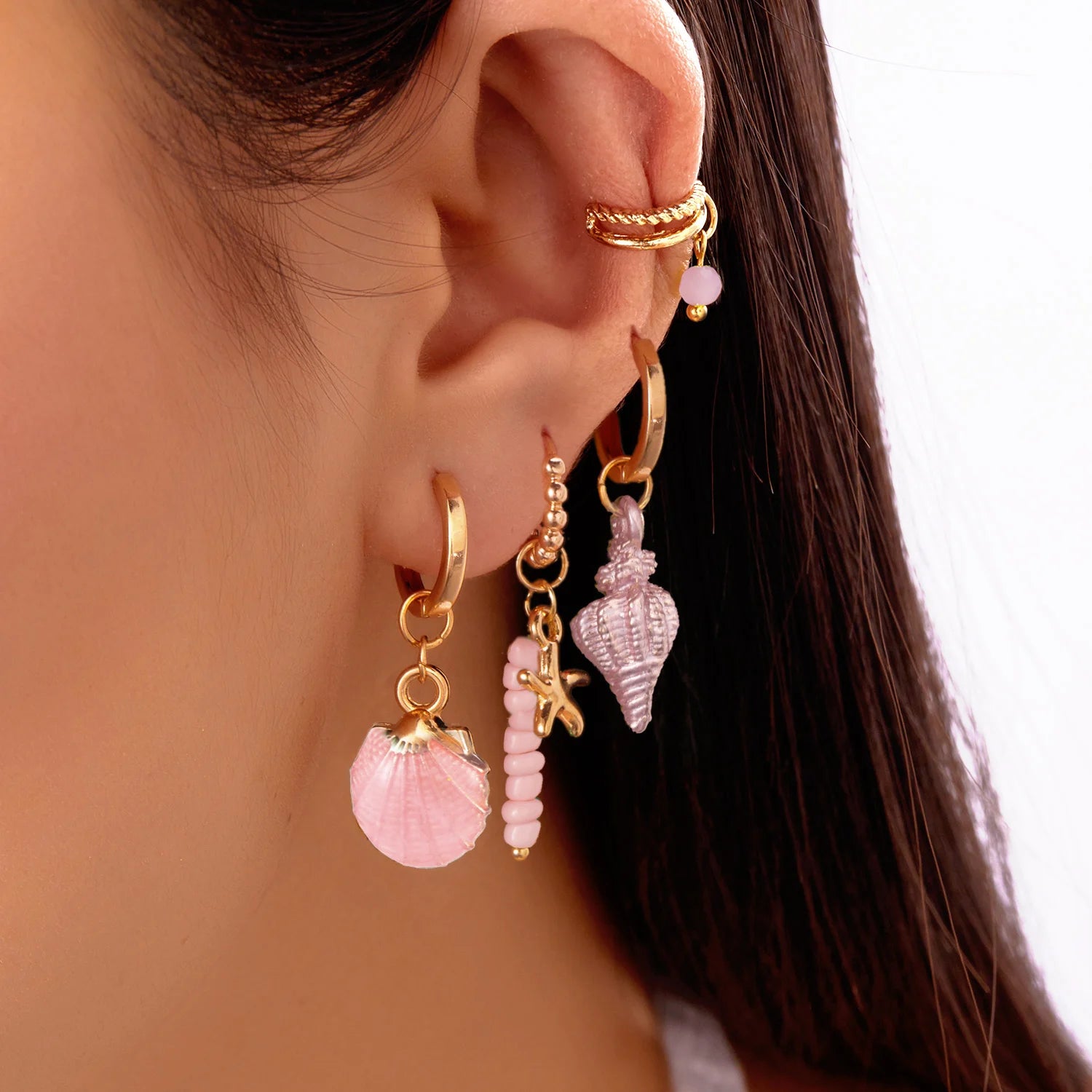 4Pcs Colorful Shell Conch Earrings Set For Women Bohemian Ocean Style Starfish Pendant Beaded Ear Bone Clip Girls Beach Jewelry
