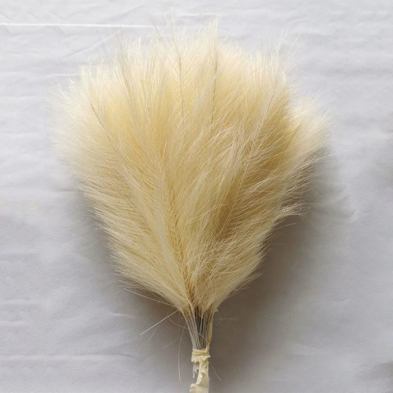 Artificial Pampas Grass Bouquet – Fluffy Boho Decor for Home, Wedding & Party Styling