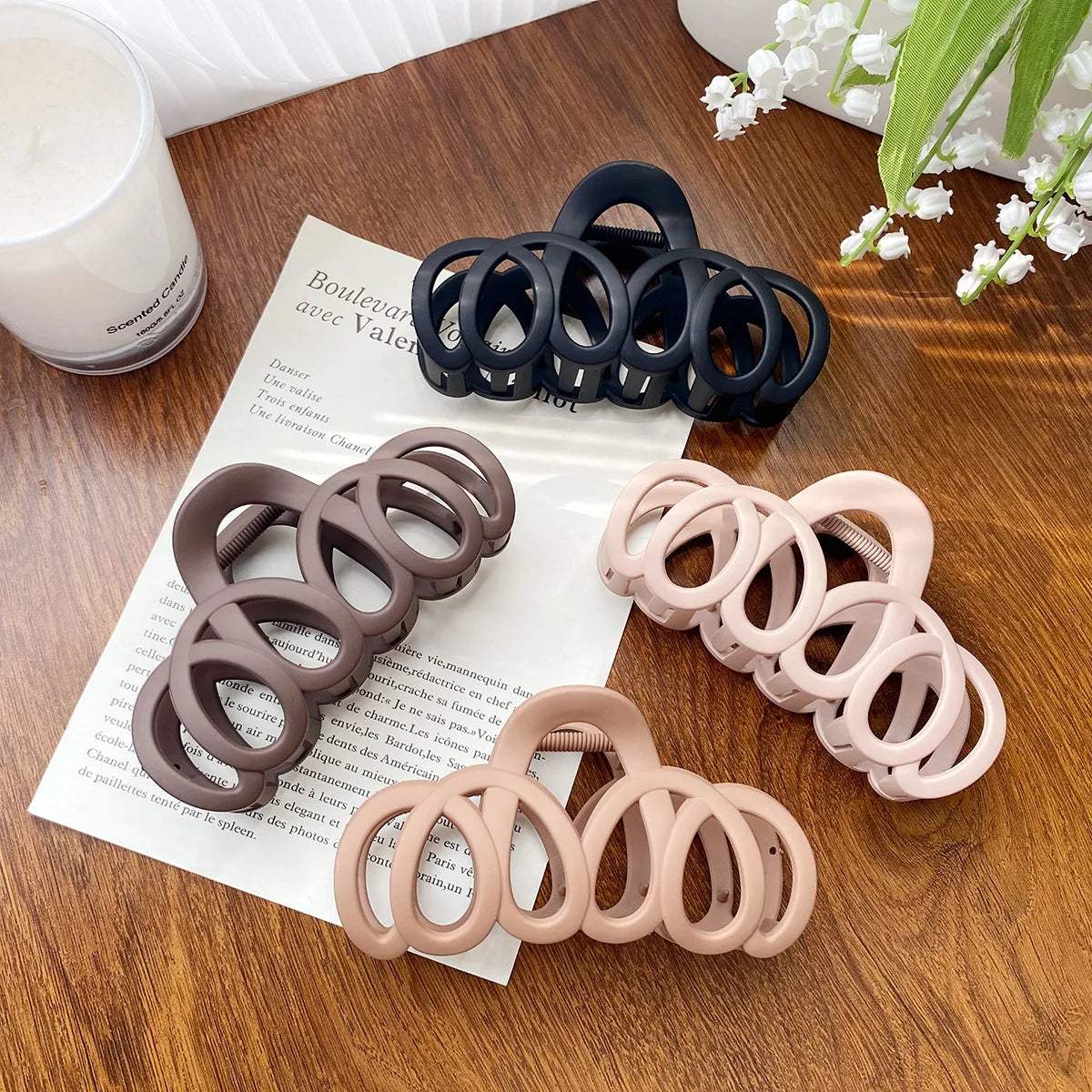 Frosted Hair Claw Clip