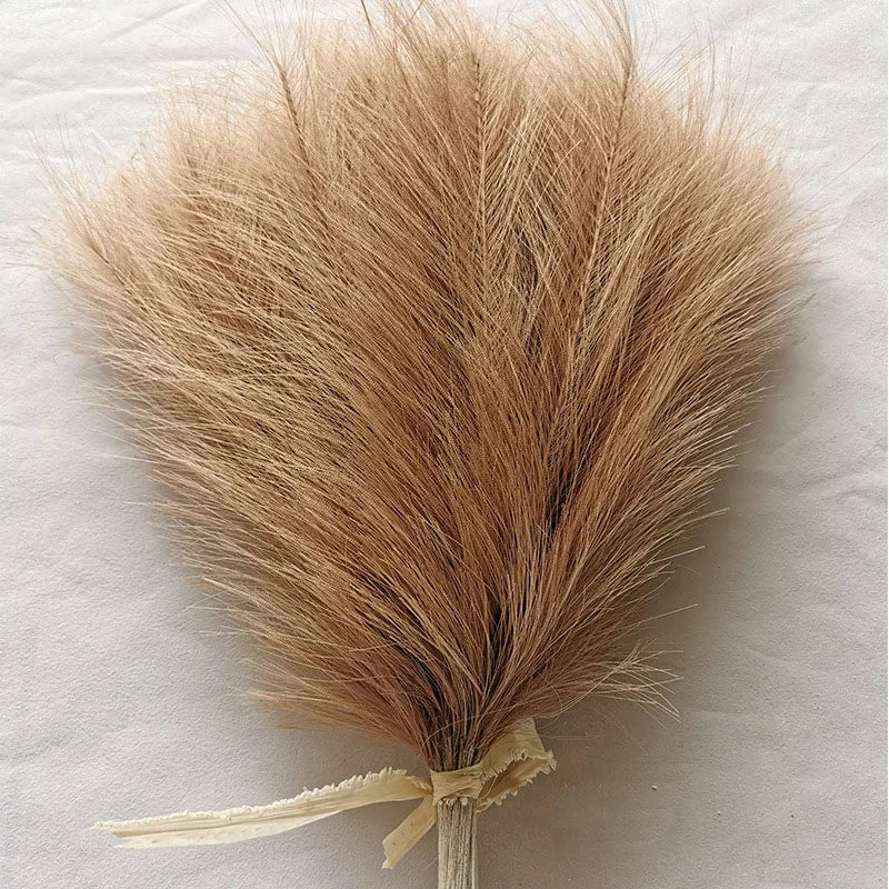 Artificial Pampas Grass Bouquet – Fluffy Boho Decor for Home, Wedding & Party Styling
