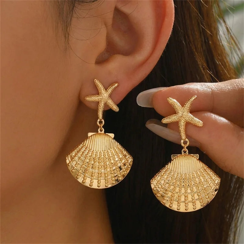 Bohemia Gold Color Starfish Hoop Earring for Women Vintage Exaggerate Metal Big Starfish Earring Beach Party Daily Wear Jewelry