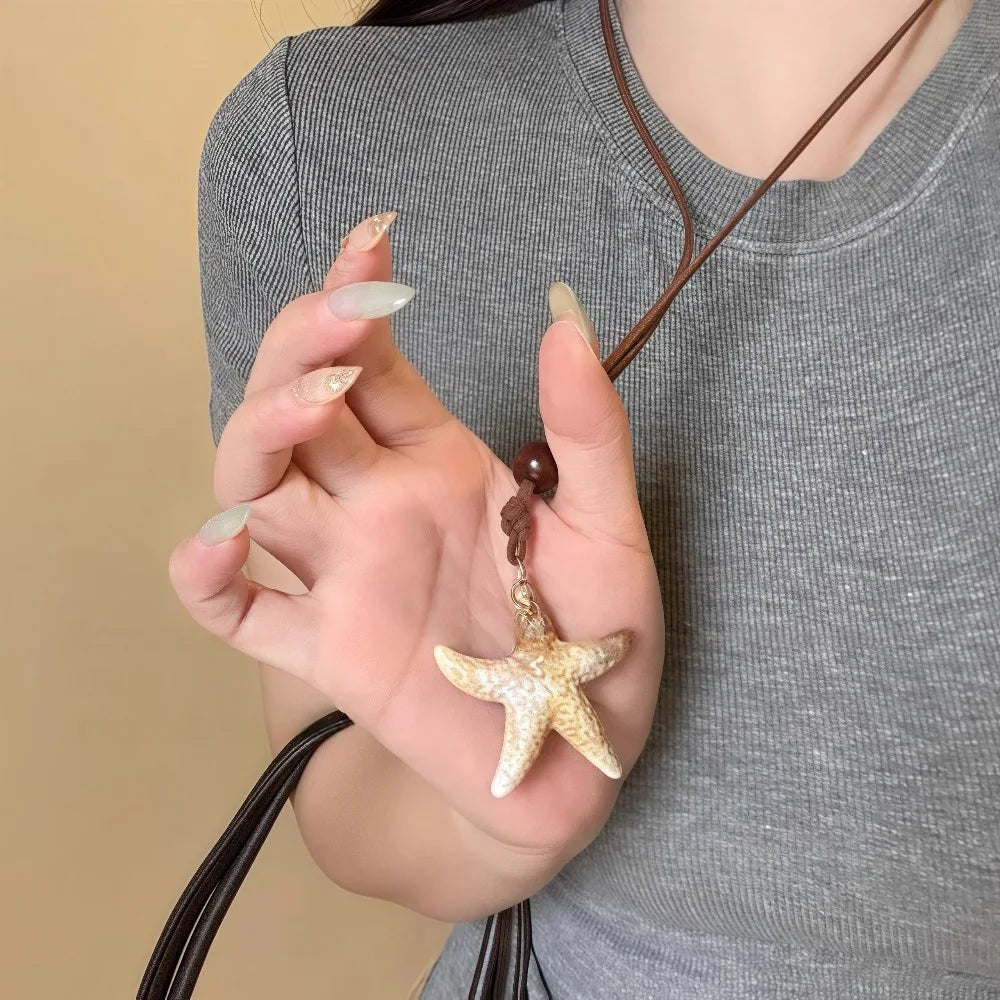 Bohemian Retro Starfish Pendant Necklace for Women Summer Ocean Y2K Accessories Shell Conch Long Chain Necklace Jewelry Gifts